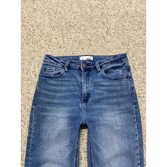 28 Buckle Vervet High-Rise Crop Flare Lightly Distressed Raw Hem - Picture 2 of 7